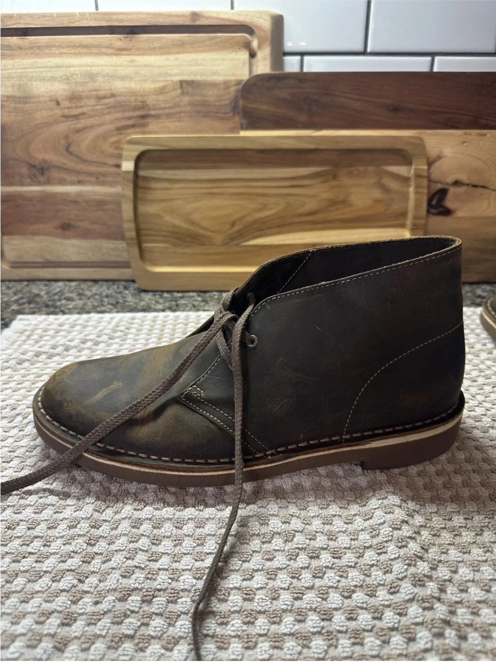 Clarks Men’s Brown Leather Shepton Chukka Ankle Boots Lace-Up Round Toe US 8.5 M